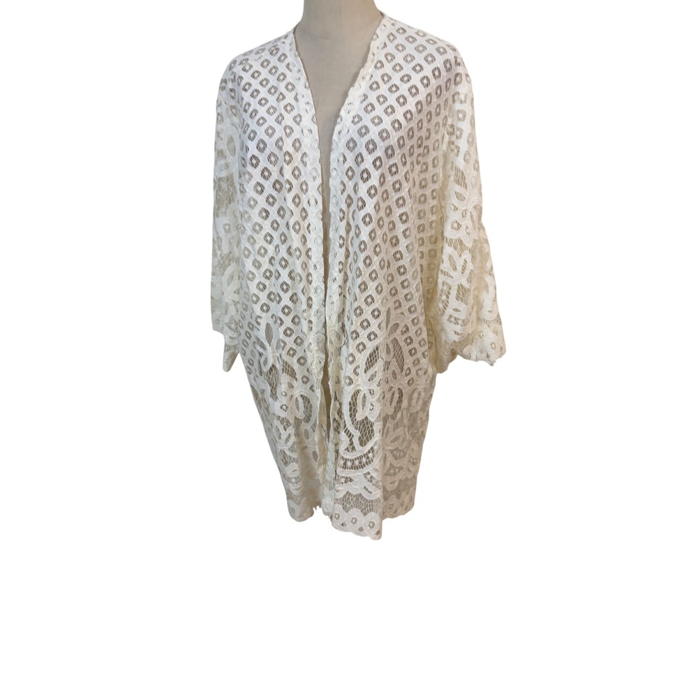 Maurices Lace Duster Cover Up‎ Size 3 White Floral Kimono Boho Beach resort